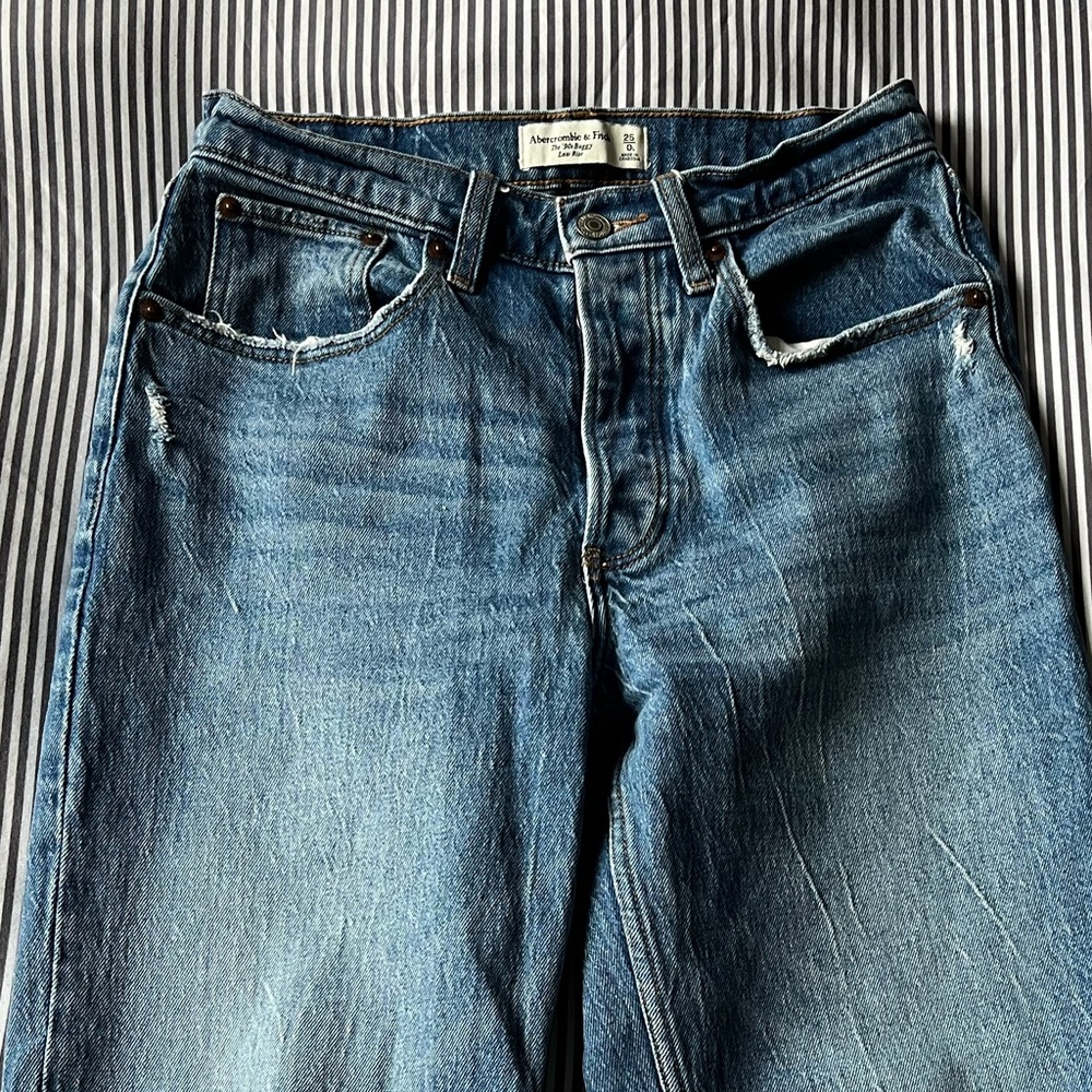 Abercrombie & Fitch 90s Baggy Low Rise Jean sz 26/0L